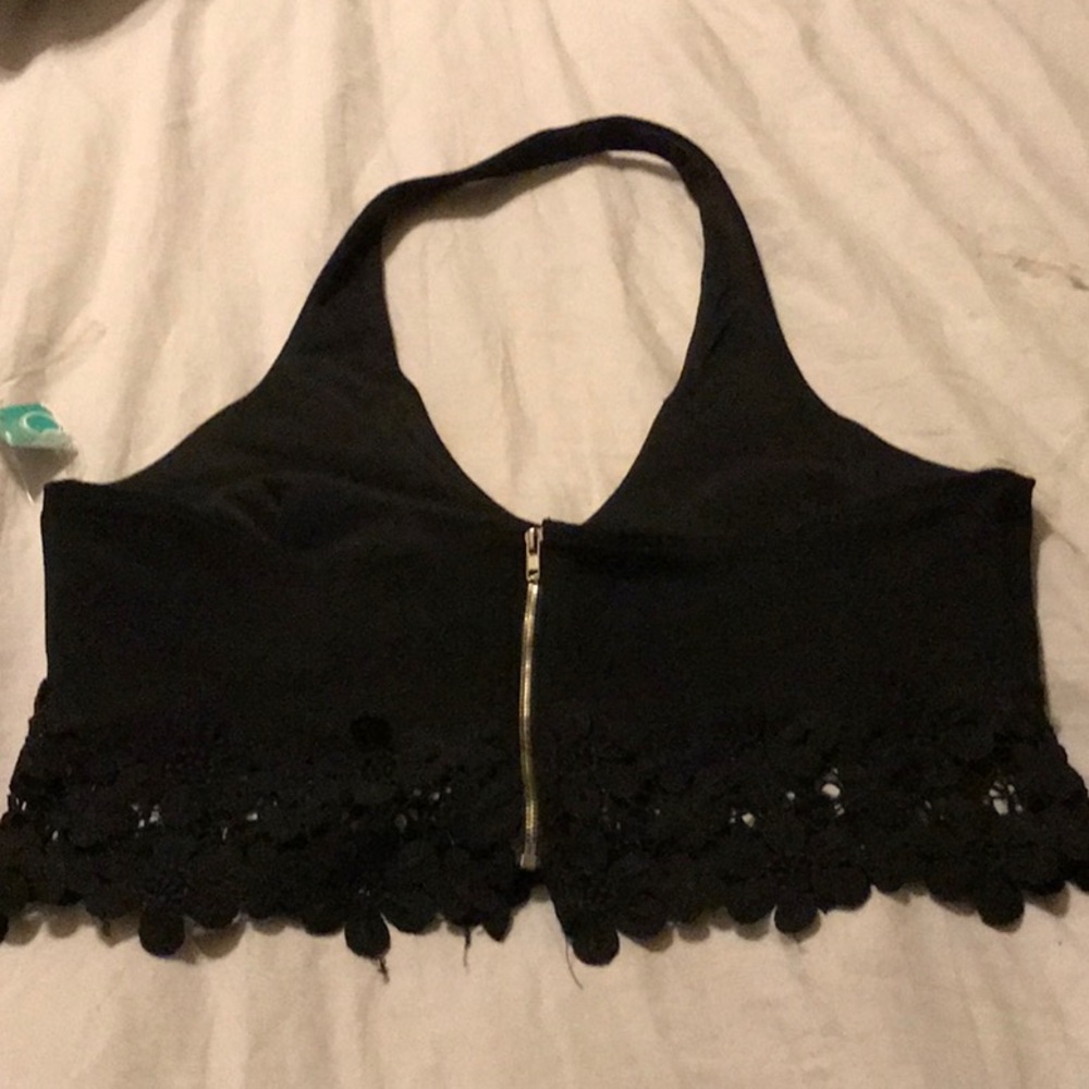 Halter top - Picture 2 of 7